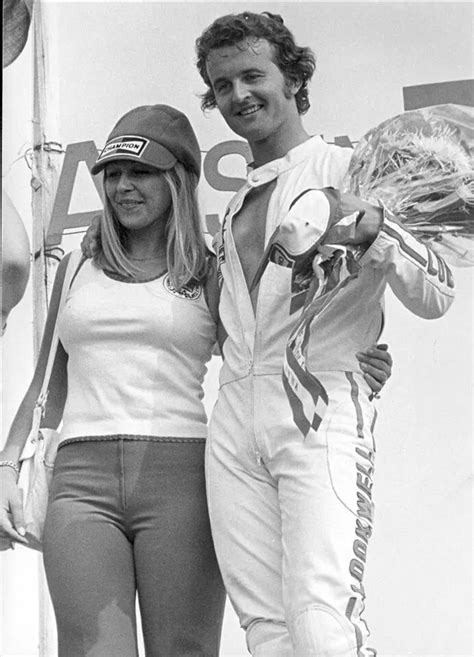 Juli 2007 engagierte sich willi herren zugunsten schwersterkrankter kinder gemeinsam mit. 1976,'de witte reus' Wil Hartog @TT-circuit Assen ...