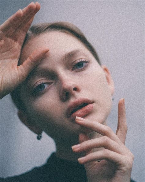Katiusha Feofanova By Kat Irlin Face Photography Photography Poses
