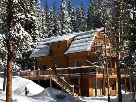 Quiet Secluded Log Cabin Close To The Slopes Has Hot Tub And