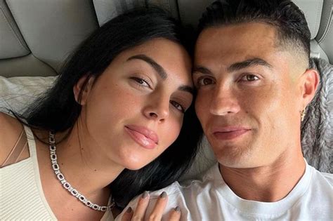 Cristiano Ronaldos Mum Slams Lies Claiming Her Son And Georgina