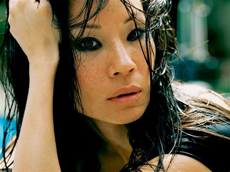 Lucy Lu Famouswallpapers Lucy Liu Asian Eyes Beauty