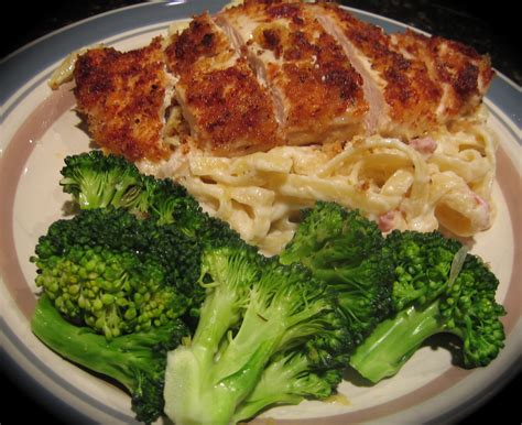 Chicken cordon bleu is a classic dish and loved worldwide. Chicken Cordon Bleu Pasta | I Sing In The Kitchen