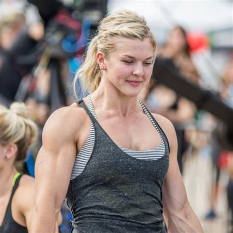 The 5 Hottest Girls In Crossfit