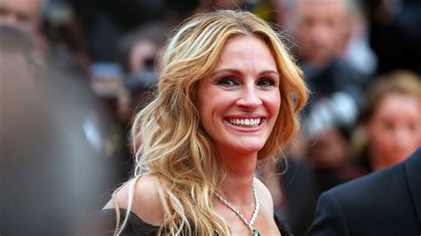 Julia Roberts Is Worlds Most Beautiful Person For The 5th Time Youtube