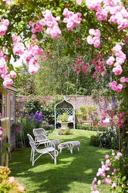 Best Small Garden Design