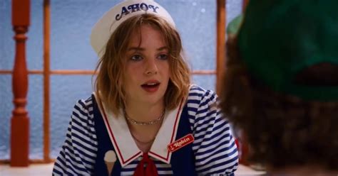 De Stranger Things: Robin (Maya Hawke) não ia ser gay - Purebreak