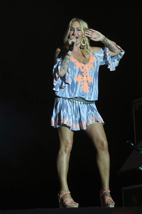 Последние твиты от sarah connor(@sarahconnor232). SARAH CONNOR at Stars for Free 2019 at 104.6 RTL Concert 08/24/2019 - HawtCelebs