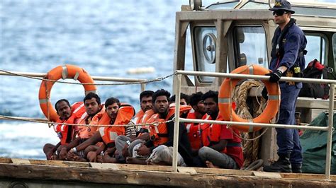Gillards New Zealand Asylum Seeker Deal Wont Stop People Smugglers