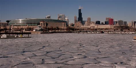 More Than 88 Percent Of The Great Lakes Are Completely Frozen Over ...