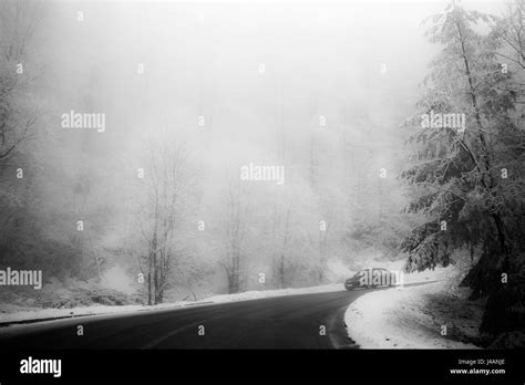 Snowy Mountain Black And White Stock Photos And Images Alamy