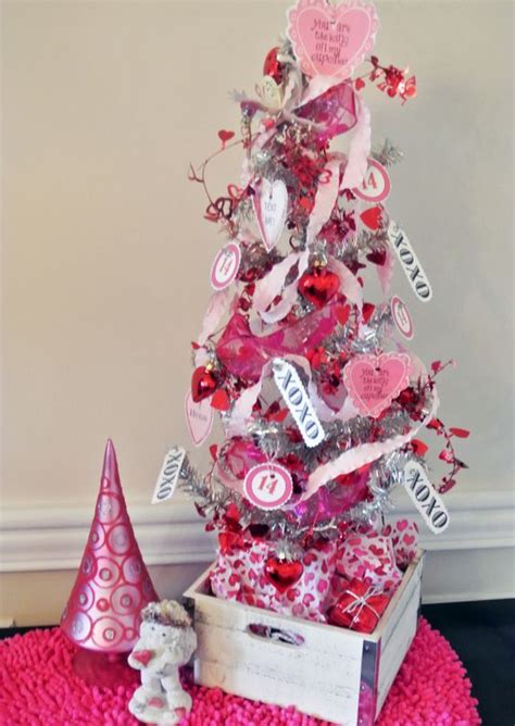 24 Bright And Romantic Valentines Day Trees Shelterness
