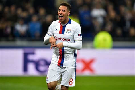 Corentin tolisso (id 41622) ▲ 0,06. Bayern Munich in talks with Lyon to sign midfielder ...