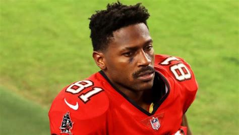 Buccaneers Receivers Coach Antonio Brown Has Done Everything Ive