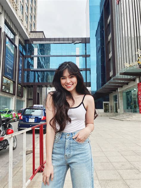 Đoạn video ghi lại một diễn biến trong tập mới của chương trình sao nhập ngũ đang nhận về nhiều bàn luận từ khán giả, trong đó có không ít ý kiến trái chiều về thái độ của nữ diễn viên trẻ khánh vân. "Sao nhập ngũ" Khánh Vân và Võ Điền Gia Huy bật mí về gu ...