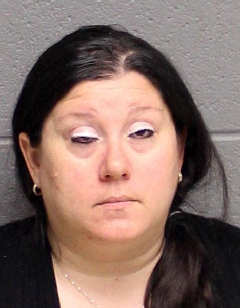 Monroe Mom Accused Of Letting 10 Year Old Drive Connecticut Post