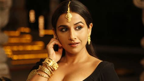 Vidya Balan In The Dirty Picture Wallpapers Hd Wallpapers Id