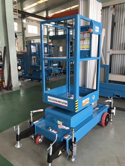 Single Mast Lift With 630 650mm Platform Aluminium Alloy Hydraulic