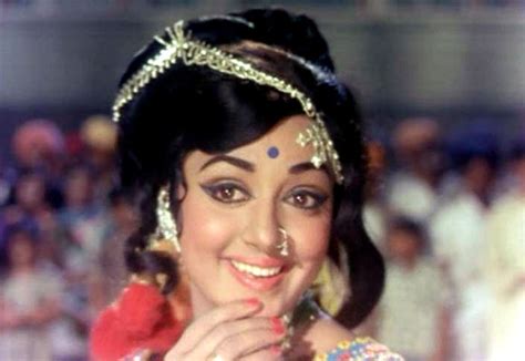 Hema malini prays for kirron kher's fast recovery after her cancer diagnosis hema malini took to her twitter handle to extended support to kirron kher and her family. Why are politicians OBSESSED with Hema Malini's cheeks ...