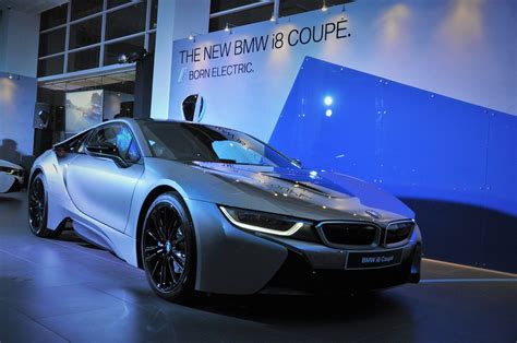 What's better than a hybrid sportscar? New BMW i8 Coupe Launched In Malaysia - Autoworld.com.my