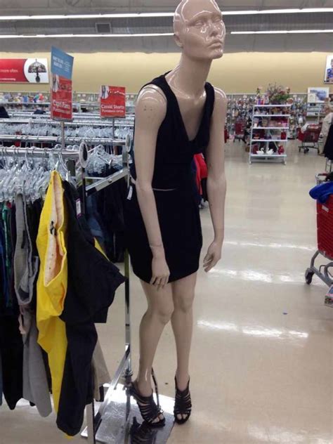 20 funny mannequin malfunctions