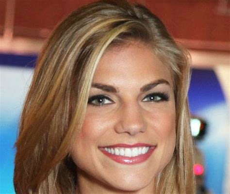 Las 13 Best Newscasters Ranked Newscaster Best Beautiful Women