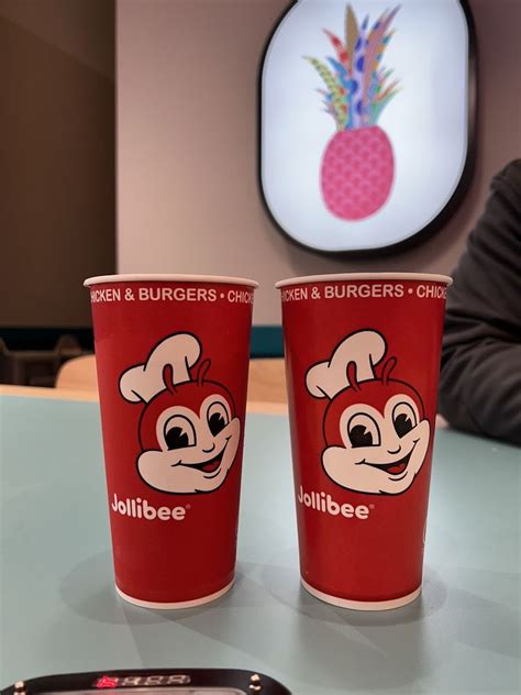 Jollibee Updated April 2024 67 Photos And 56 Reviews 4502 S Steele