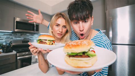 Cooking Vegan Burgers With Girlfriend Taste Test Youtube
