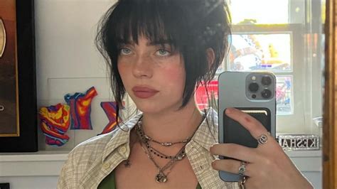 Tattoo Reveal Omfg Billie Eilish Sends Instagram Into Frenzy With Topless Photo Unveiling
