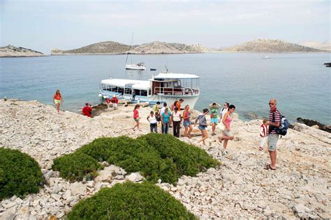 It is the most indented island group in the mediterranean. Nacionalni parkovi Terra Park Campings & Holiday Homes