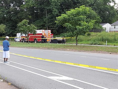 Police One Person Dead After Single Vehicle Crash In Richmond Wric