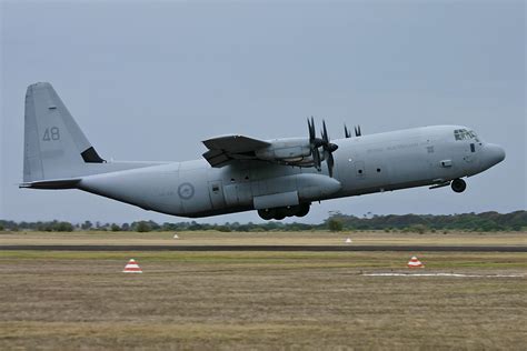 Defense Studies New Zealand Selects C 130j 30 Super Hercules