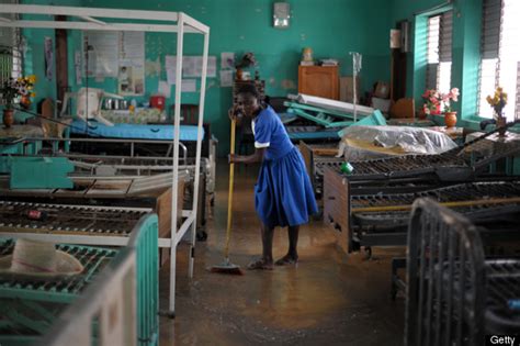 Haitis Hospitals Similar To America Huffpost The World Post