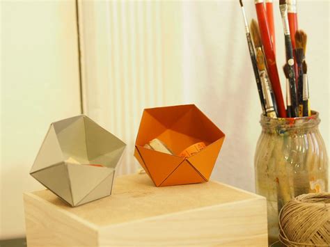 Ich stelle selbst papierperlen her aus selbst entworfenem und selbst ▶ die papierschachtel kannst du sowohl mit deckel als auch ohne basteln. DIY| Papierschachteln für Klimbim | Papierschachtel ...