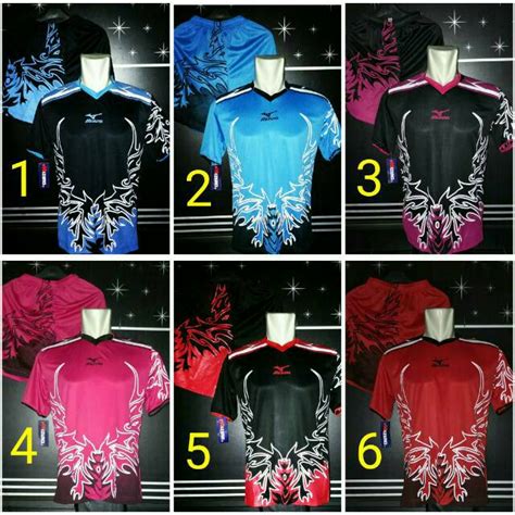 Demikian postingan mengenai desain baju volly simple yang bisa kamu simak pada postingan kali ini. Baju Kaos Setelan Olahraga Jersey Volly / Baju Voli Mizuno ...