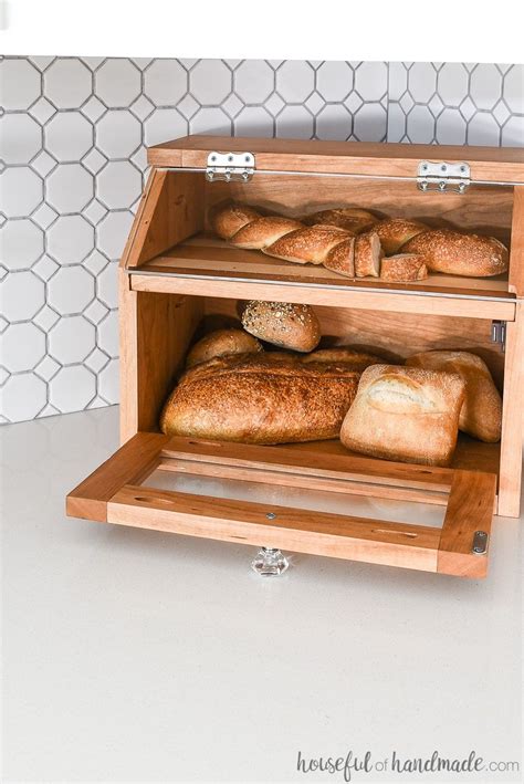 I will also show you how to make a cut list in the file itself instead of using a third party plugin such as cutlist. DIY Bread Box | Bread boxes, Bread storage, Diy wood box
