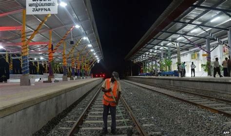Sri Lankas Colombo Jaffna Railway Reopens Bbc News