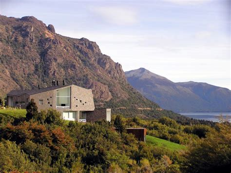 Fabulous Contemporary Mountain Villa Above The Patagonian Valley