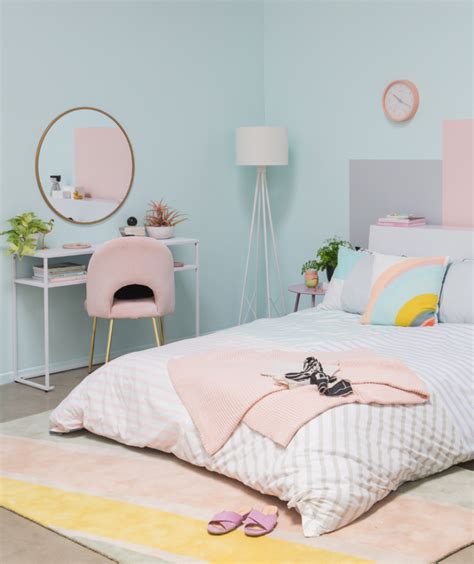 A Sophisticated Pastel Bedroom Via Oh Joy In 2020 Pastel Room