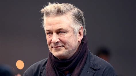Alec Baldwin Isnt Shy About His Crush On Barbra Streisand