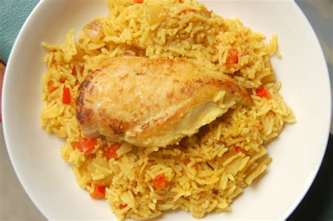 Staples of many mexican kitchens like chicken, rice, tomatoes, onions, and chiles. Arroz con Pollo (Mexican Rice with Chicken)