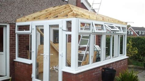 Get top conservatory roof styles for your home. 2020 Conservatory Roof Replacement And Repairs | Tips for ...