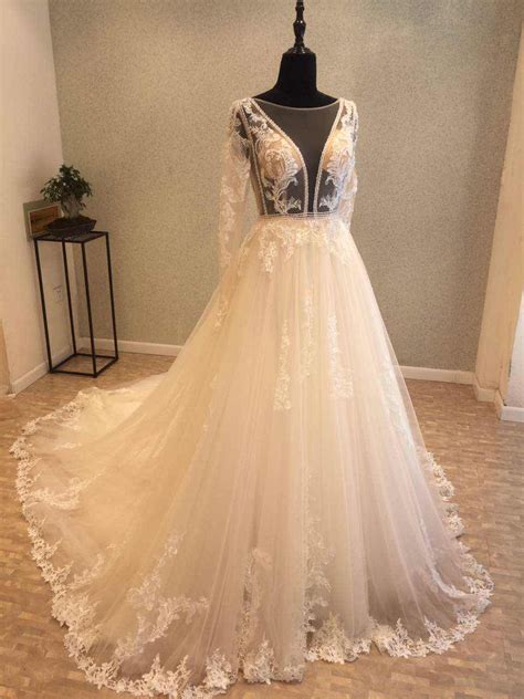 Beautiful Long Sleeves V Back Tulle Applique Affordable Long Wedding D