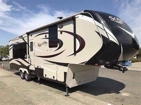 What are the features of the grand design solitude? 2017 Used Grand Design SOLITUDE 300GK-R Fifth Wheel in ...