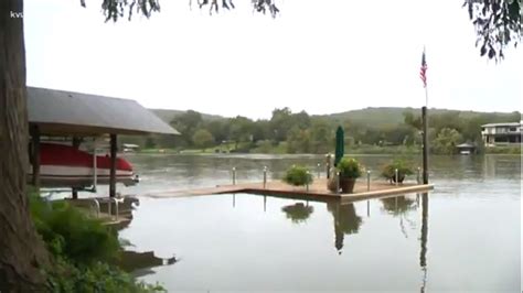 Lake Austin Boat Homeowners Prepare For The Worst As Record Number Of