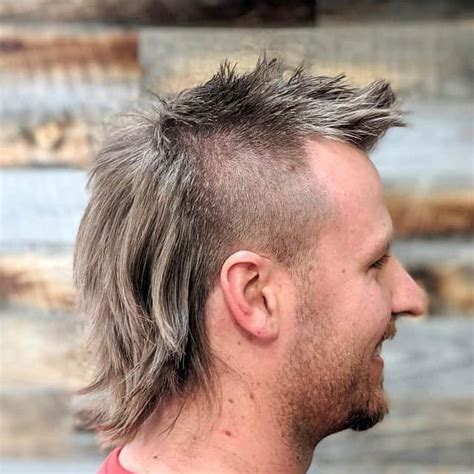27 Coolest Hockey Flow Haircuts To Wear Before Your Next Game