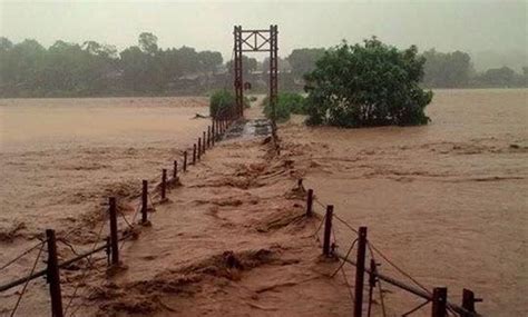 Bão lại sắp vào miền trung việt nam, hơn 90,000 dân di tản. Thương lắm Miền Trung trong bão lũ - colostem.vn