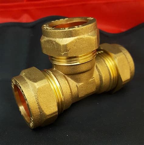 22mm Equal Tee Piece Compression Fitting For Copper Pipe Uk
