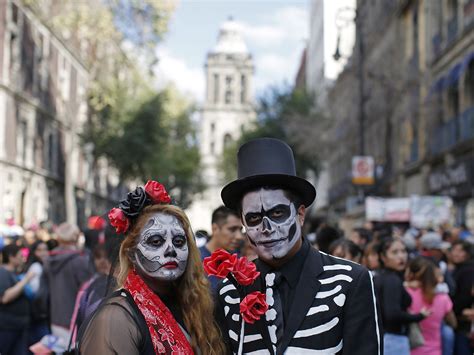 In Pictures Mexico City Hosts First Ever Day Of The Dead Parade Thanks