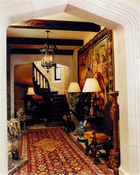 The style largely reflects a. Eye For Design: Decorating Tudor Style