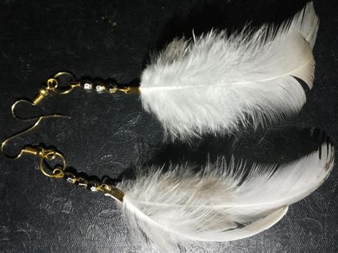 How To Diy Feather Earrings